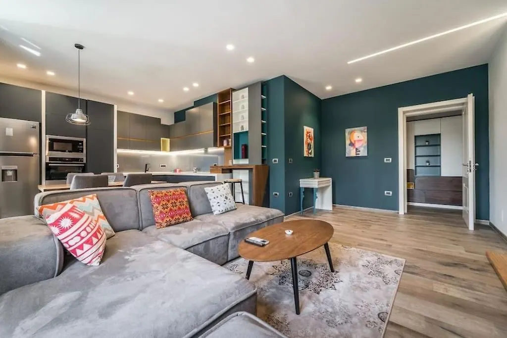 Appartamento Blloku Deluxe 1Br/Ap Tirana 0*,
