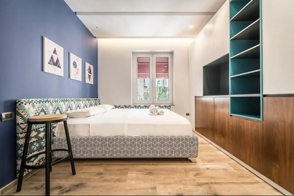Appartamento Blloku Deluxe 1Br/Ap Tirana 0*,  Albania